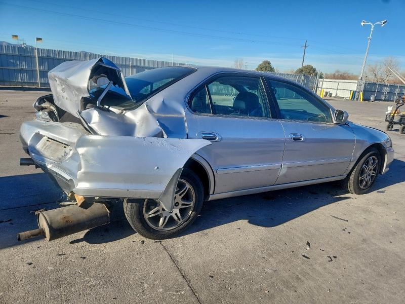 Photo 3 from auction – 2001 ACURA 3.2TL with VIN 19UUA56691A001961