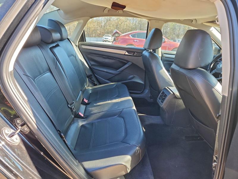 Photo 10 from auction – 2014 VOLKSWAGEN PASSAT SE with VIN 1VWBH7A34EC002680