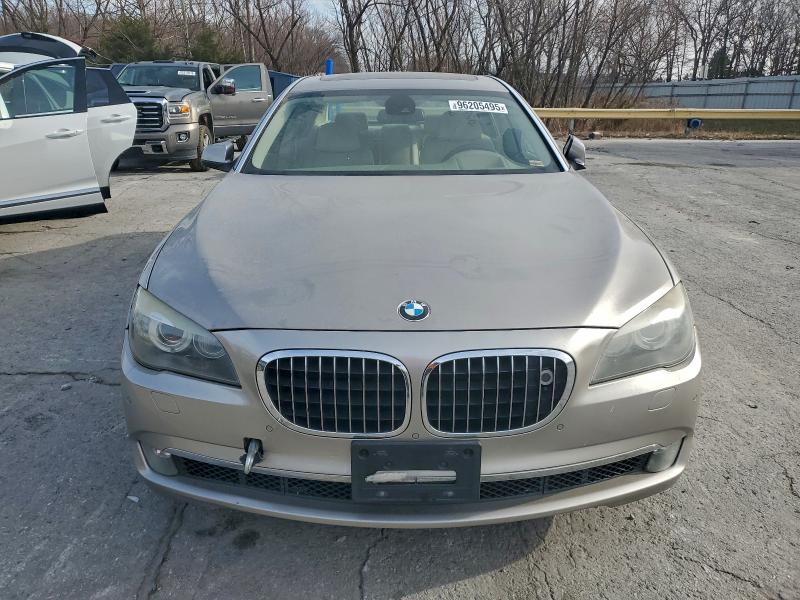 Photo 5 from auction – 2009 BMW 750 with VIN WBAKB83519CY57364