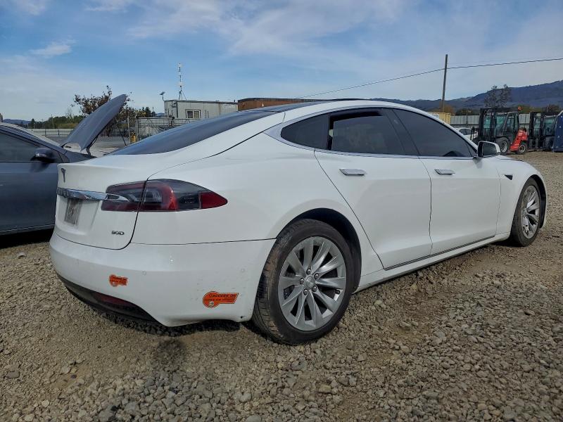 Photo 3 from auction – 2017 TESLA MODEL S with VIN 5YJSA1E28HF200482