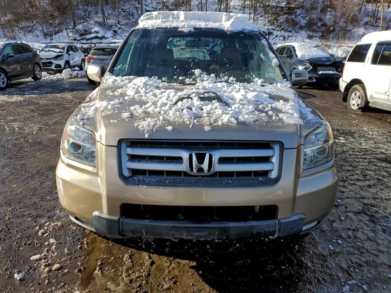 Photo 5 from auction – 2006 HONDA PILOT EX with VIN 5FNYF18556B013845