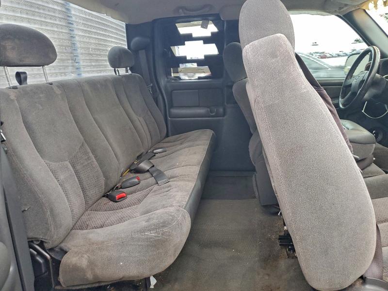 Photo 10 from auction – 2003 CHEVROLET SILVERADO with VIN 2GCEC19V631271476