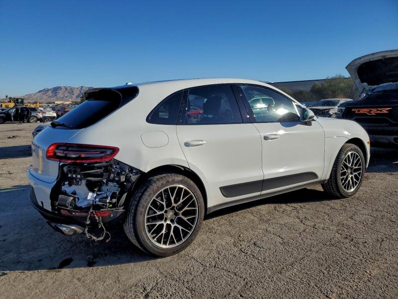 Photo 3 from auction – 2018 PORSCHE MACAN with VIN WP1AB2A55JLB32884