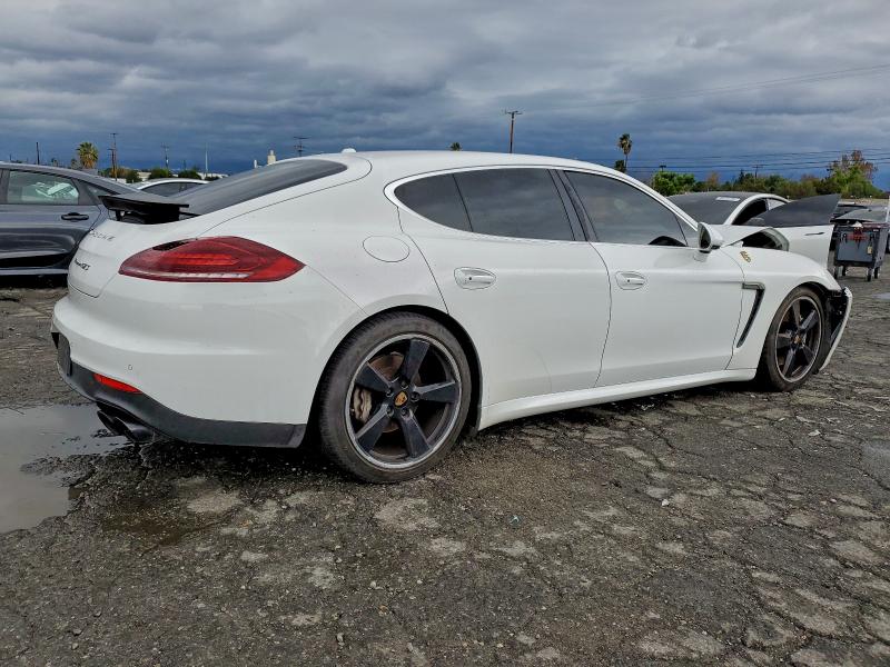 Photo 3 from auction – 2015 PORSCHE PANAMERA S with VIN WP0AB2A74FL050557