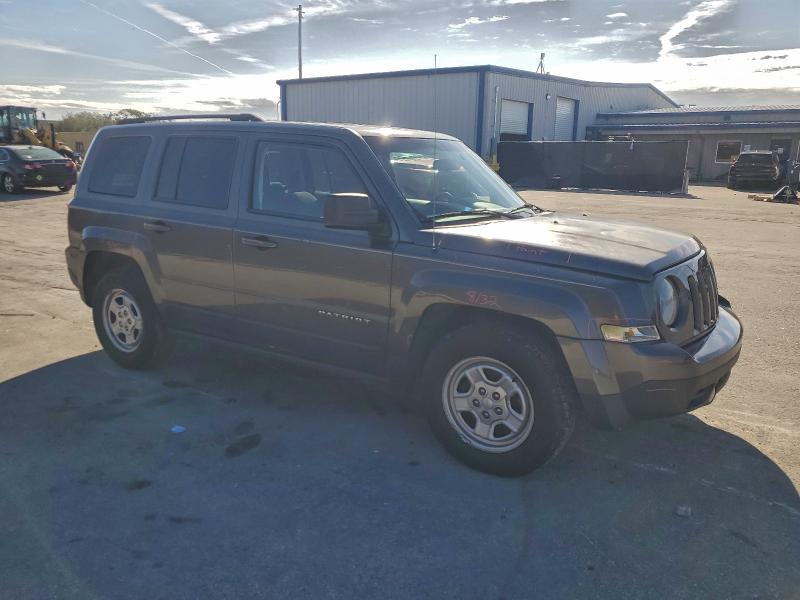 Photo 4 from auction – 2015 JEEP PATRIOT with VIN 1C4NJPBAXFD409593