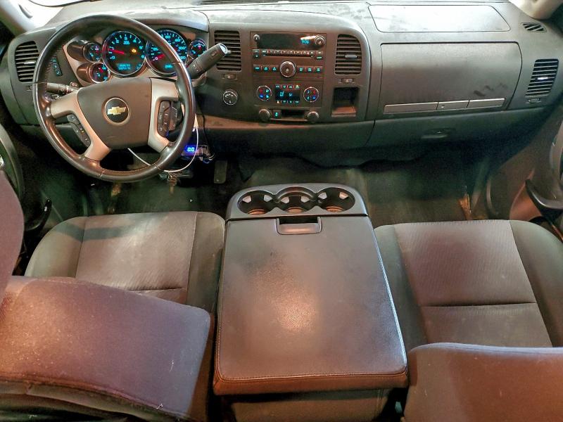 Photo 8 from auction – 2011 CHEVROLET SILVERADO with VIN 1GCRKSE37BZ439887