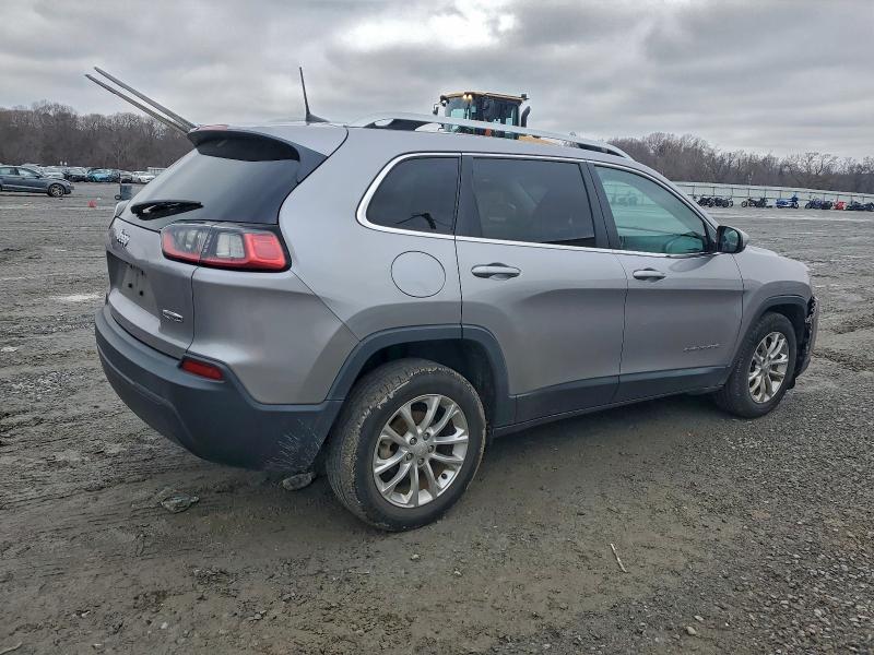 Photo 3 from auction – 2019 JEEP CHEROKEE L with VIN 1C4PJLCB9KD307544