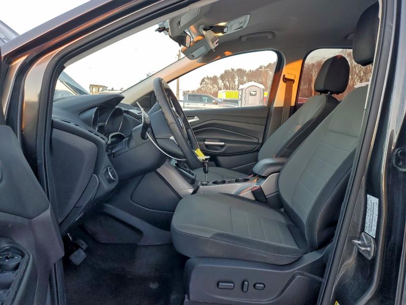 Photo 7 from auction – 2016 FORD ESCAPE SE with VIN 1FMCU9G94GUB74386