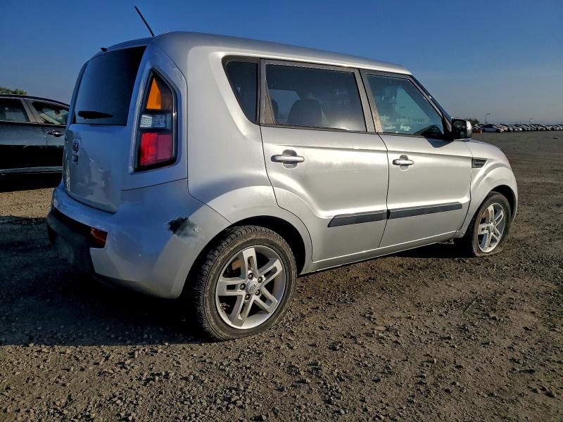 Снимка 3 от търг – 2011 KIA SOUL + с VIN KNDJT2A2XB7306317