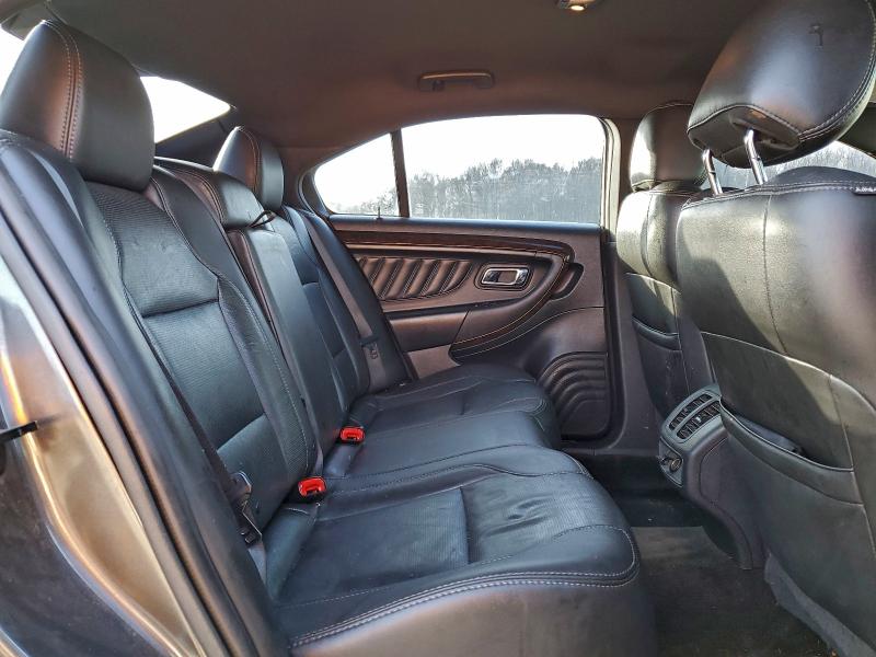 Photo 10 from auction – 2015 FORD TAURUS LIM with VIN 1FAHP2F80FG117476