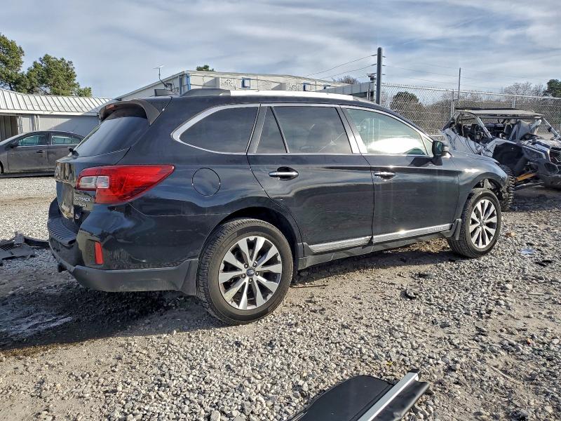 Photo 3 from auction – 2017 SUBARU OUTBACK TO with VIN 4S4BSETC2H3292648