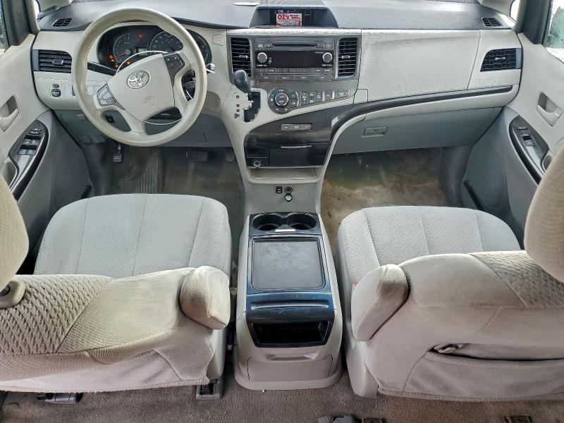 Photo 8 from auction – 2014 TOYOTA SIENNA LE with VIN 5TDKK3DC8ES490068