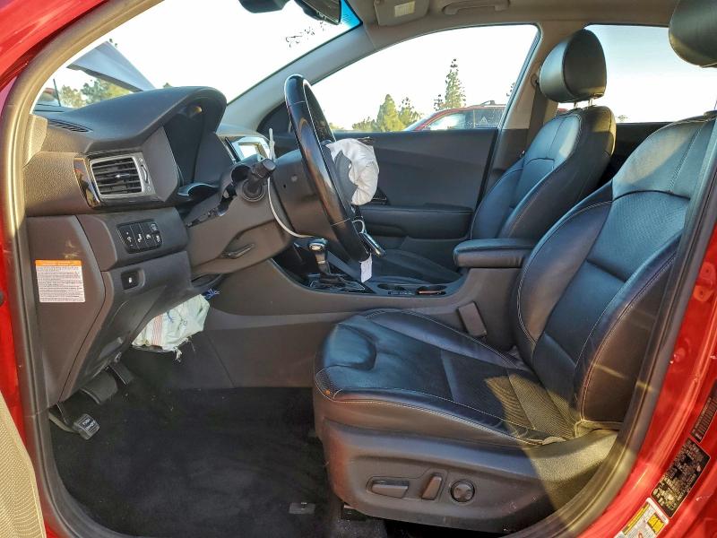 Photo 7 from auction – 2019 KIA NIRO TOURI with VIN KNDCE3LC6K5232369