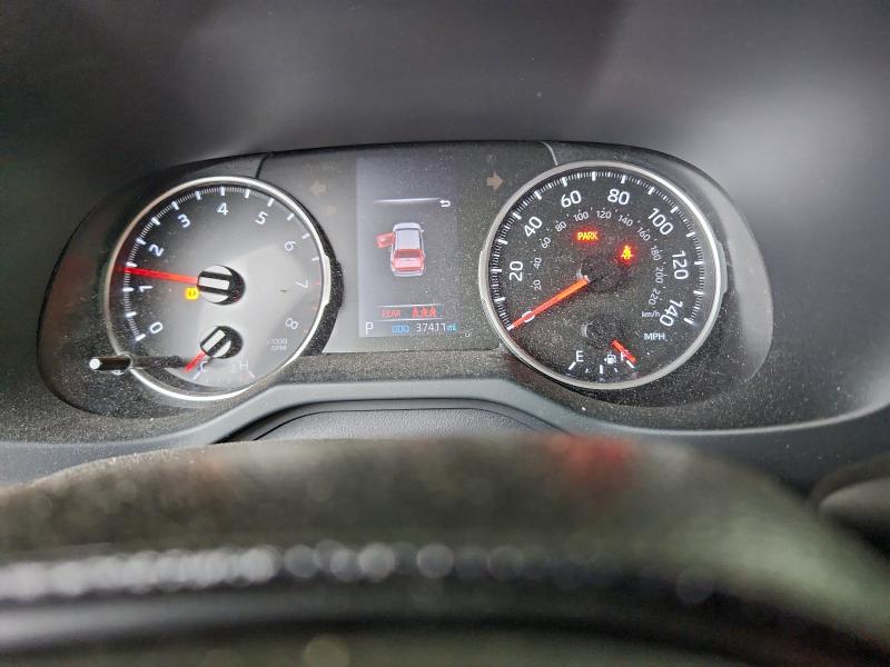 Photo 9 from auction – 2020 TOYOTA RAV4 LE with VIN JTMF1RFV2LD062351