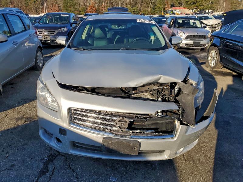 Photo 5 from auction – 2011 NISSAN MAXIMA S with VIN 1N4AA5AP4BC817537