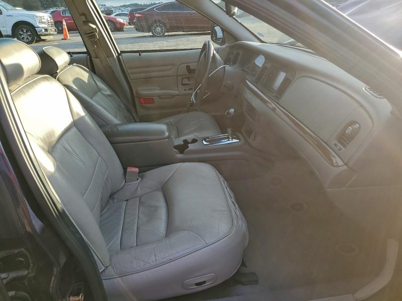 صورة رقم 7 من المزاد - 2002 FORD CROWN VICT مع VIN 2FAFP74W32X146450