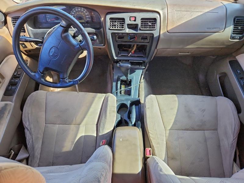Photo 8 from auction – 2001 TOYOTA 4RUNNER SR with VIN JT3GN86R410189844