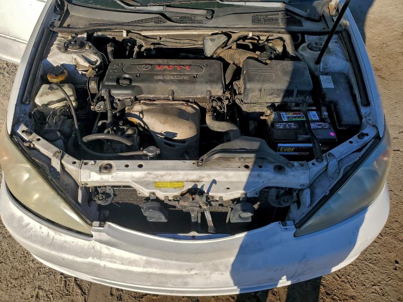 Photo 11 from auction – 2002 TOYOTA CAMRY LE with VIN 4T1BE32K52U062771