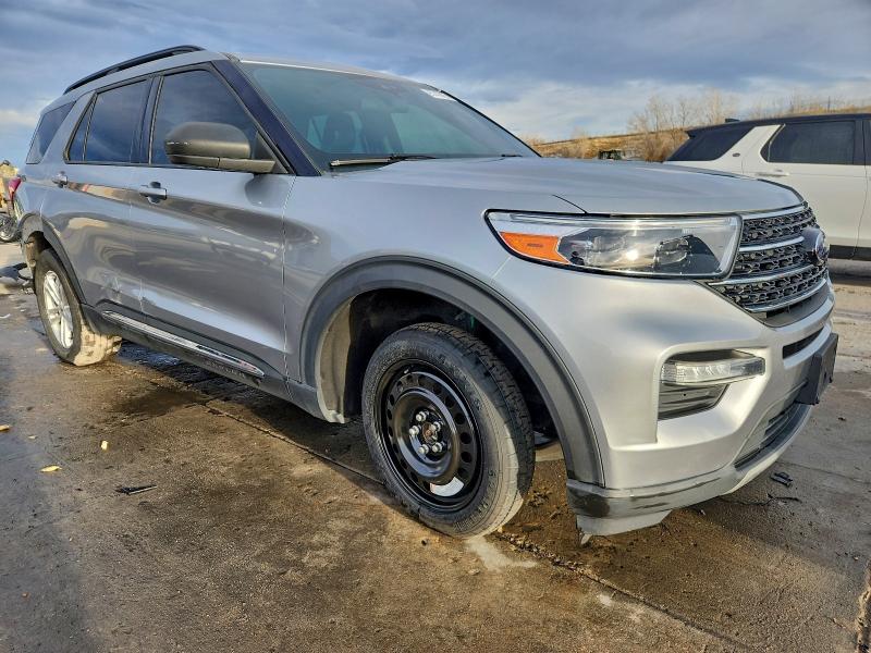 Photo 4 from auction – 2020 FORD EXPLORER X with VIN 1FMSK8DH1LGB64785