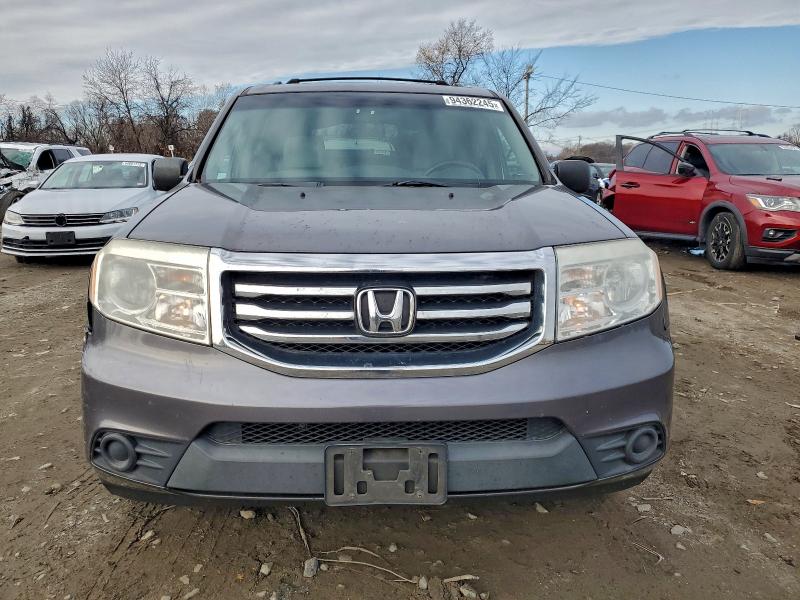 Photo 5 from auction – 2015 HONDA PILOT LX with VIN 5FNYF4H20FB038515
