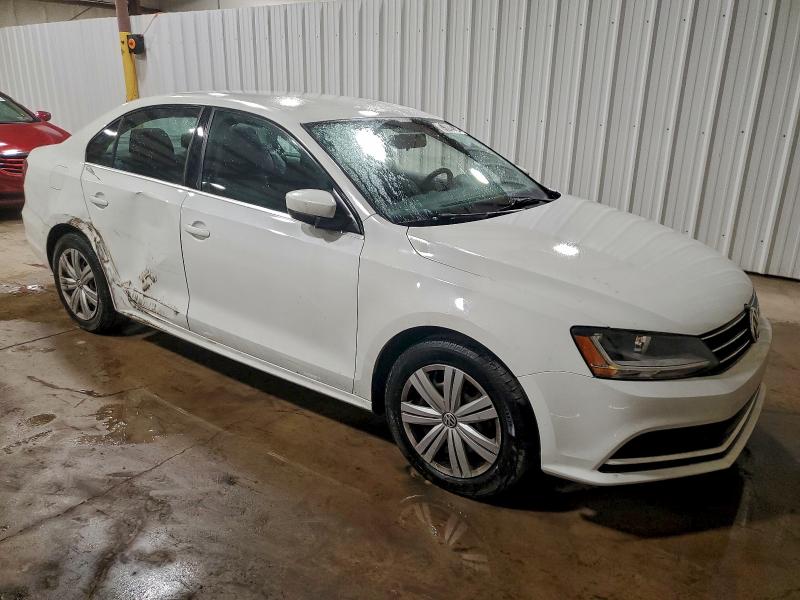 Photo 4 from auction – 2017 VOLKSWAGEN JETTA S with VIN 3VW2B7AJ8HM400574