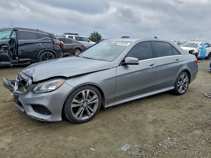 MERCEDES-BENZ E 350 2014 with VIN WDDHF5KB8EA934864 - Photo from auction