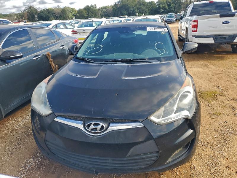 Photo 5 from auction – 2014 HYUNDAI VELOSTER with VIN KMHTC6AD1EU208523
