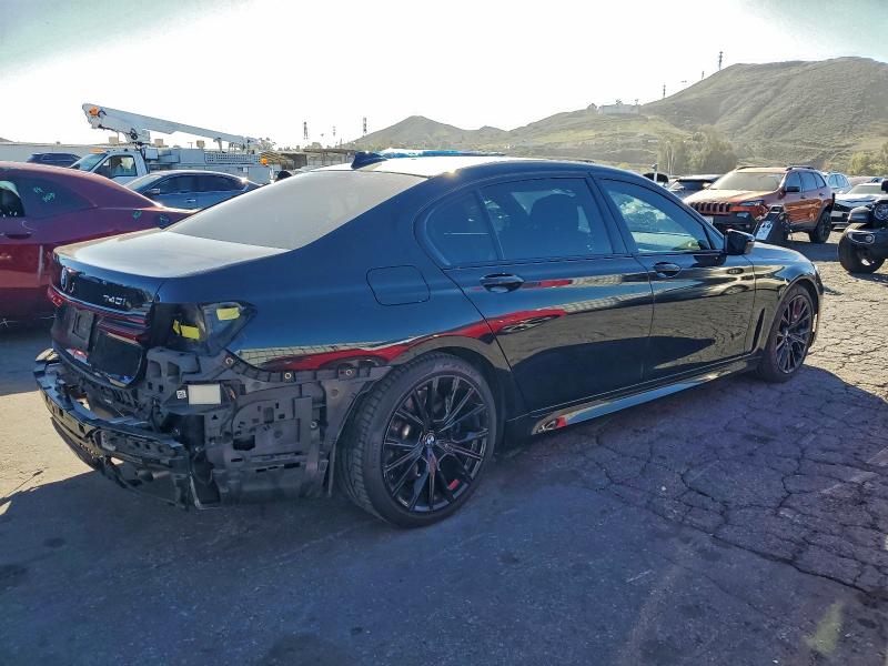 Photo 3 from auction – 2021 BMW 740 I with VIN WBA7T2C03MCF12210
