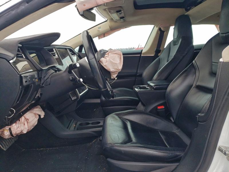 Photo 7 from auction – 2015 TESLA MODEL S 85 with VIN 5YJSA1H27FFP69560