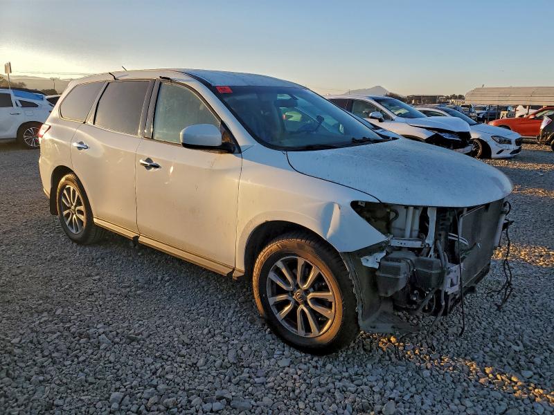 Photo 4 from auction – 2013 NISSAN PATHFINDER with VIN 5N1AR2MN6DC631282