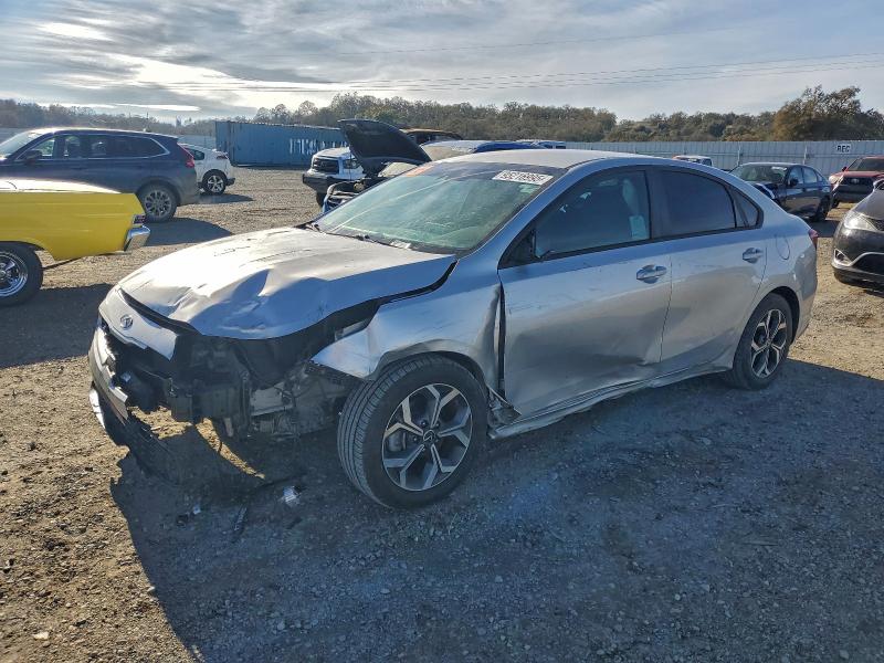 Photo 3 from auction – 2019 KIA FORTE FE with VIN 3KPF24AD4KE034742