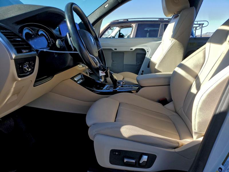 Photo 7 from auction – 2019 BMW X3 XDRIVE3 with VIN 5UXTR9C58KLE16850