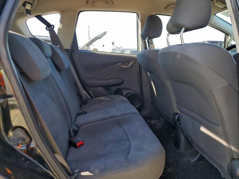 Photo 10 from auction – 2013 HONDA FIT with VIN JHMGE8H37DC050409