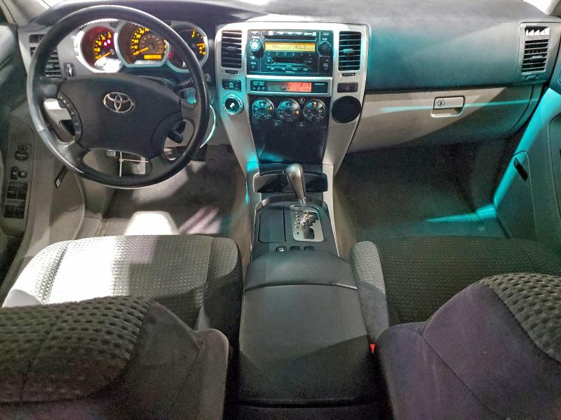 Photo 8 from auction – 2004 TOYOTA 4RUNNER SR with VIN JTEBU14R640049913