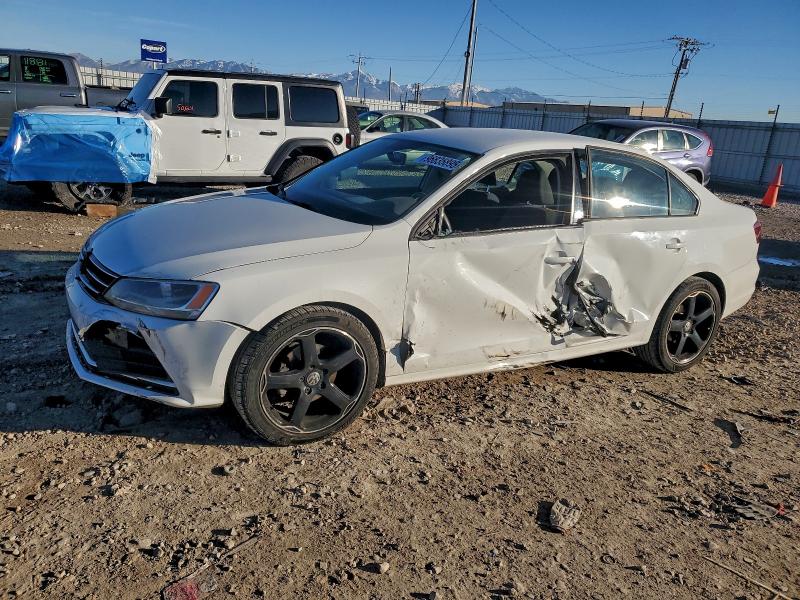 VOLKSWAGEN JETTA 2016 with VIN 3VW267AJ2GM266292 - Photo from auction