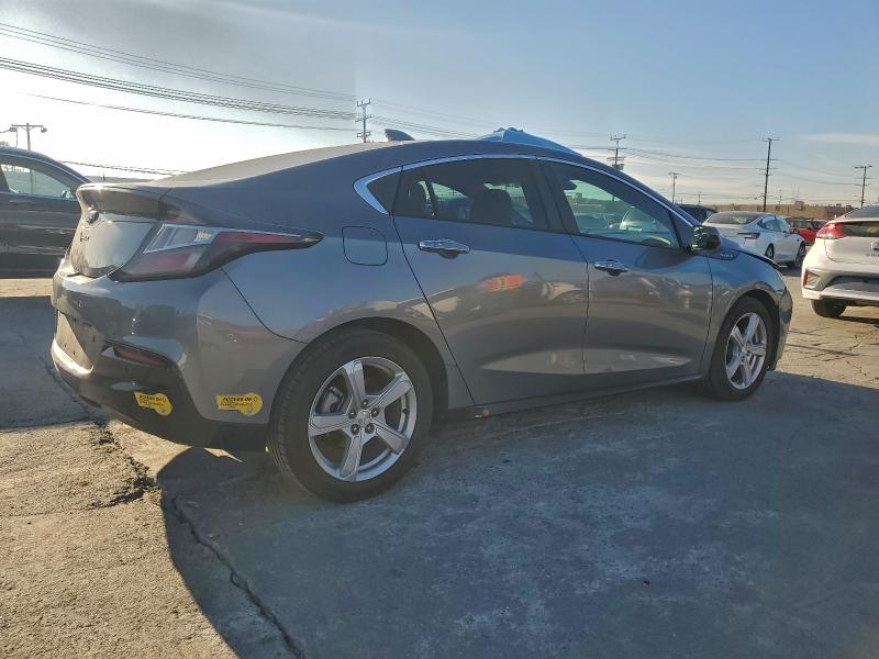 Photo 3 from auction – 2018 CHEVROLET VOLT LT with VIN 1G1RC6S55JU157942