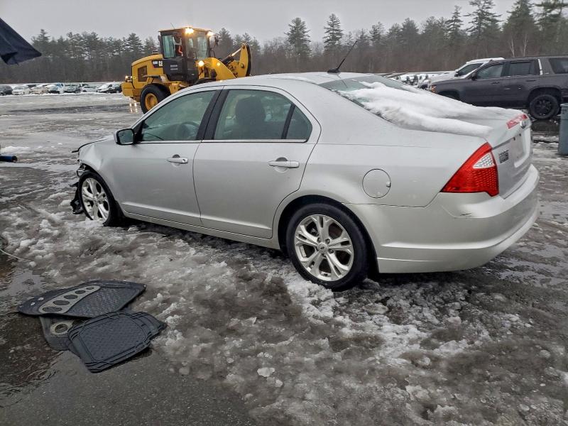 Photo 2 from auction – 2012 FORD FUSION SE with VIN 3FAHP0HA2CR303478