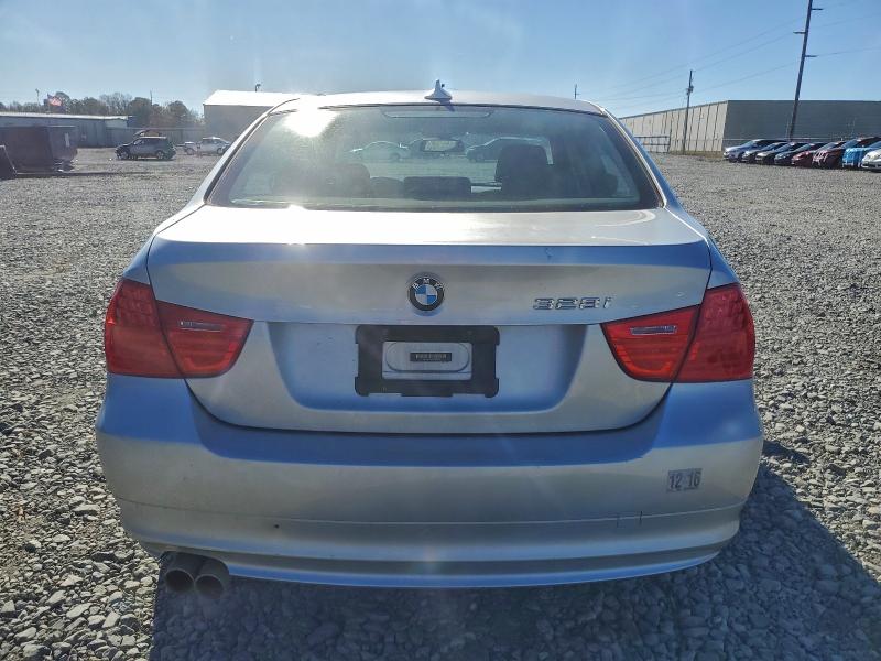 Photo 6 from auction – 2011 BMW 328 I with VIN WBAPH7C58BE683477