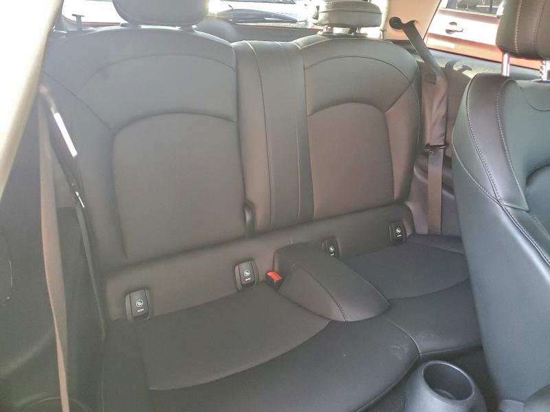 Photo 10 from auction – 2020 MINI COOPER SE with VIN WMWXP3C00L2M47523