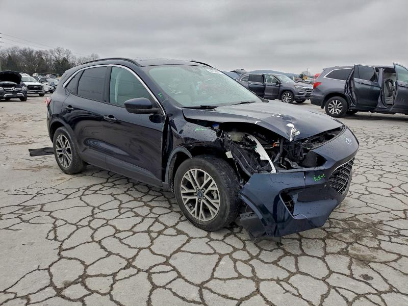 Photo 4 from auction – 2021 FORD ESCAPE SEL with VIN 1FMCU0H62MUB01299