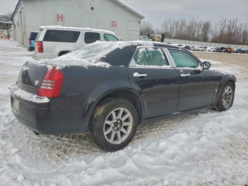 Photo 3 from auction – 2005 CHRYSLER 300C with VIN 2C3AA63H05H609490