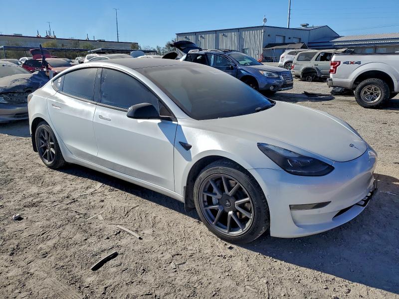 Photo 4 from auction – 2022 TESLA MODEL 3 with VIN 5YJ3E1EB6NF204227