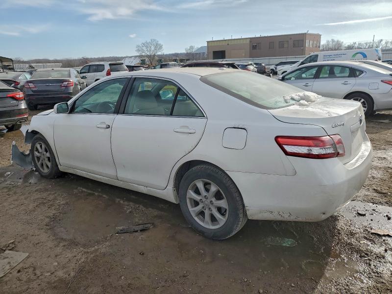 Photo 2 from auction – 2010 TOYOTA CAMRY with VIN 4T4BF3EKXAR082933