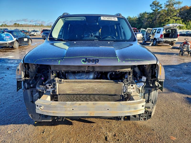 Photo 5 from auction – 2016 JEEP RENEGADE L with VIN ZACCJBBT8GPD00385