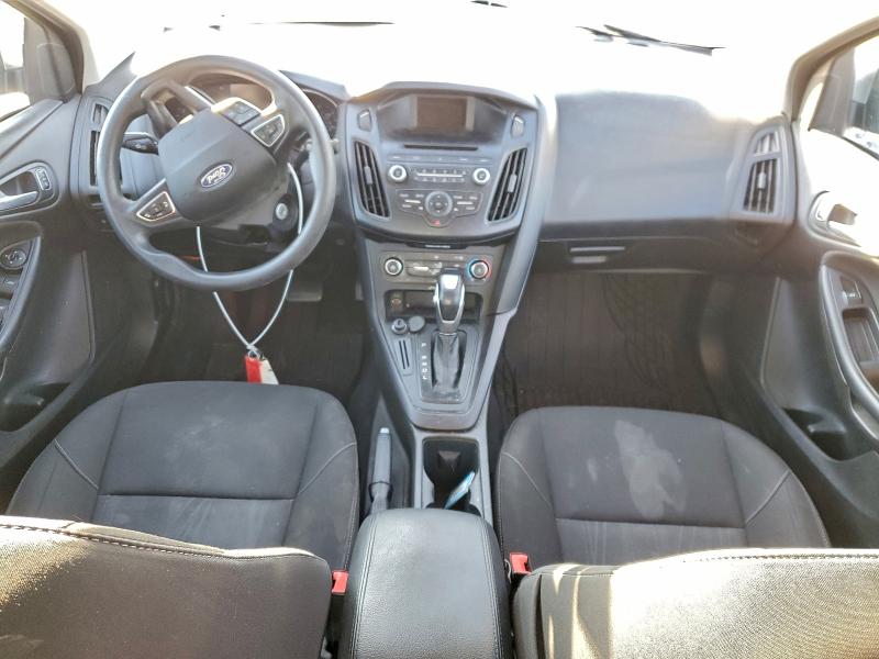 Photo 8 from auction – 2015 FORD FOCUS SE with VIN 1FADP3F20FL339863