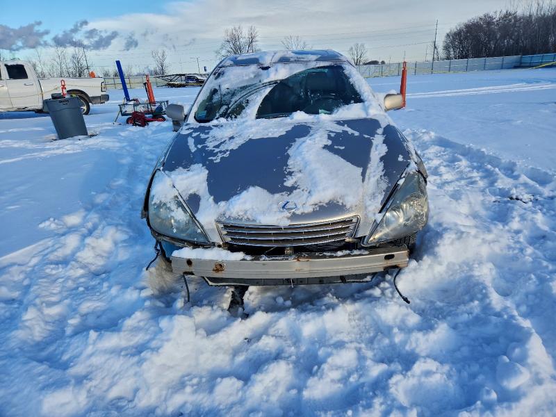 Photo 5 from auction – 2002 LEXUS ES 300 with VIN JTHBF30G220041432