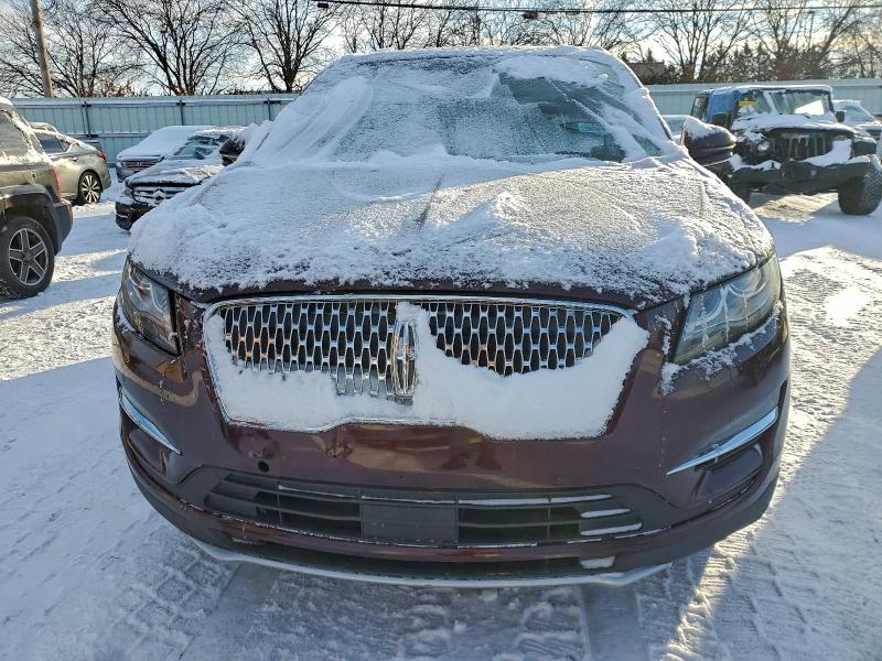 Photo 5 from auction – 2019 LINCOLN MKC RESERV with VIN 5LMCJ3D94KUL17725