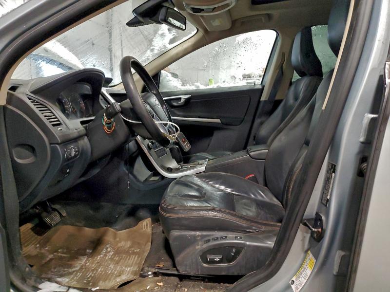Foto 7 de la subasta – 2011 VOLVO XC60 3.2 con VIN YV4940DZ4B2155305
