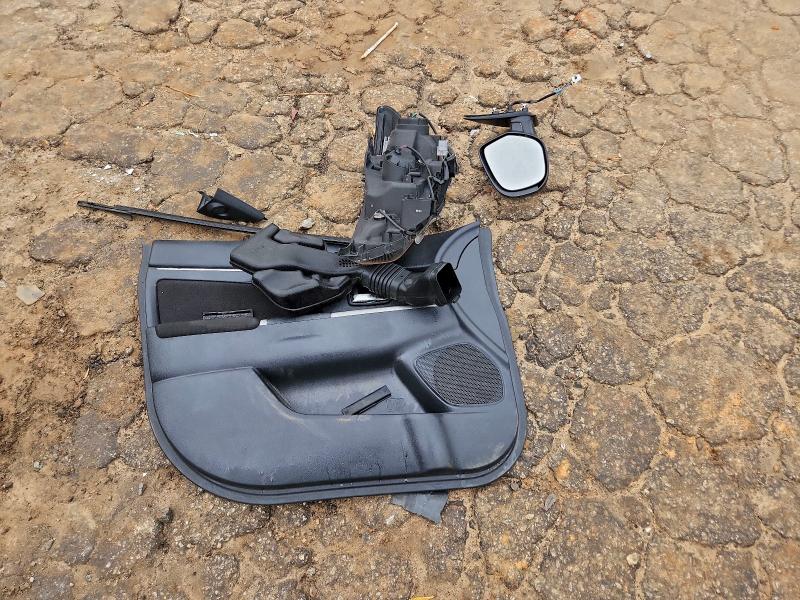 Photo 13 from auction – 2019 MITSUBISHI OUTLANDER with VIN JA4AP3AU1KU034781