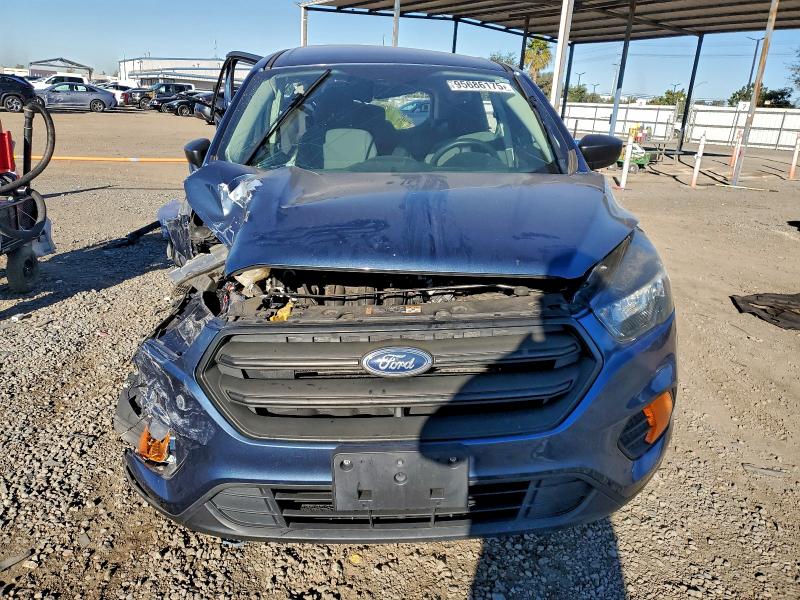 Photo 5 from auction – 2018 FORD ESCAPE S with VIN 1FMCU0F79JUB27812